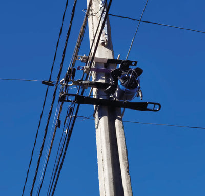Cruceta Polimérica Dieléctrica Integrada